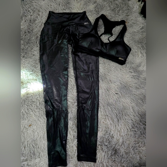 Bombshell Black Gloss Set (XS)(LIKE NEW)(READ DESCRIPTION) - Picture 1 of 9